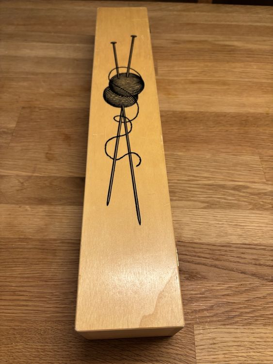 Holzbox für Stricknadeln (Gebraucht) in Würenlos für CHF 10 – mit ...