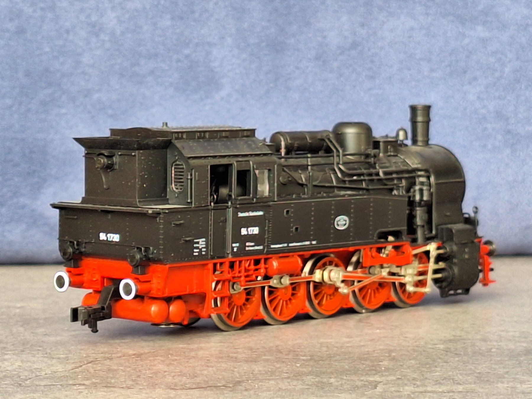 Fleischmann Modellini di ferrovie: Dampflok BR 94 der DB, Fleischmann HO, 4094 – Nuovo e nell'imballaggio originale da Kriens venduto da ferrello 4