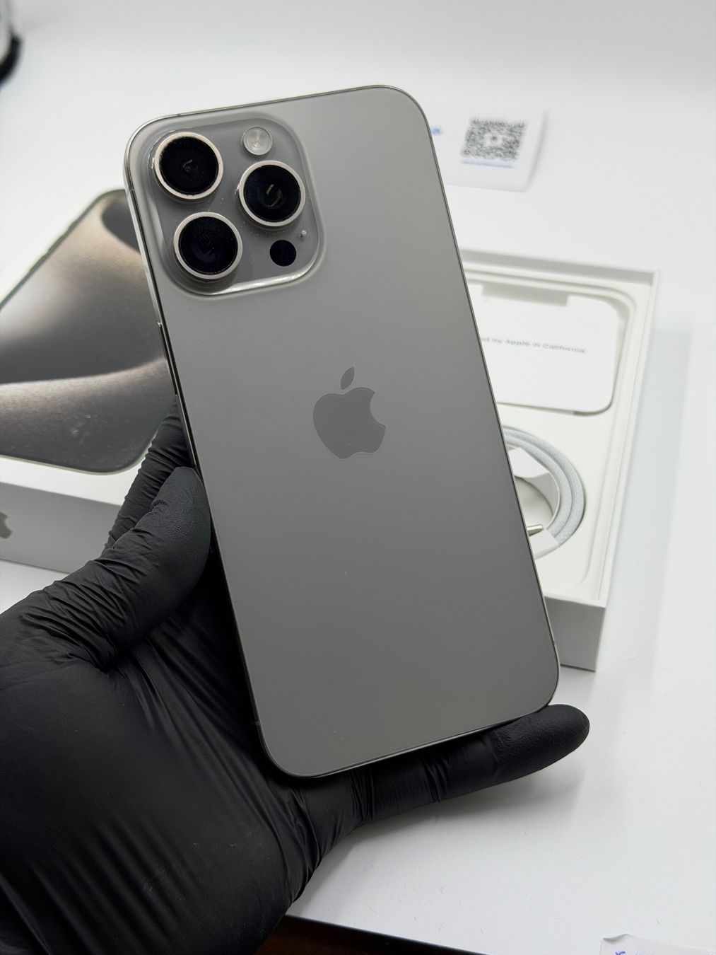 Apple Telefoni cellulari / Smartphones: Apple iPhone 15 Pro Max - 512 GB – Usato da Chur venduto da ReplaceHub