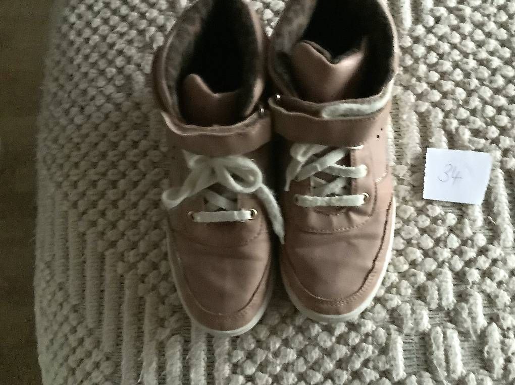 Scarpe per ragazze: Warme Herbst-/Winterschuhe Gr. 34 – Nuovo (secondo la descrizione) da Lausen venduto da Re4649