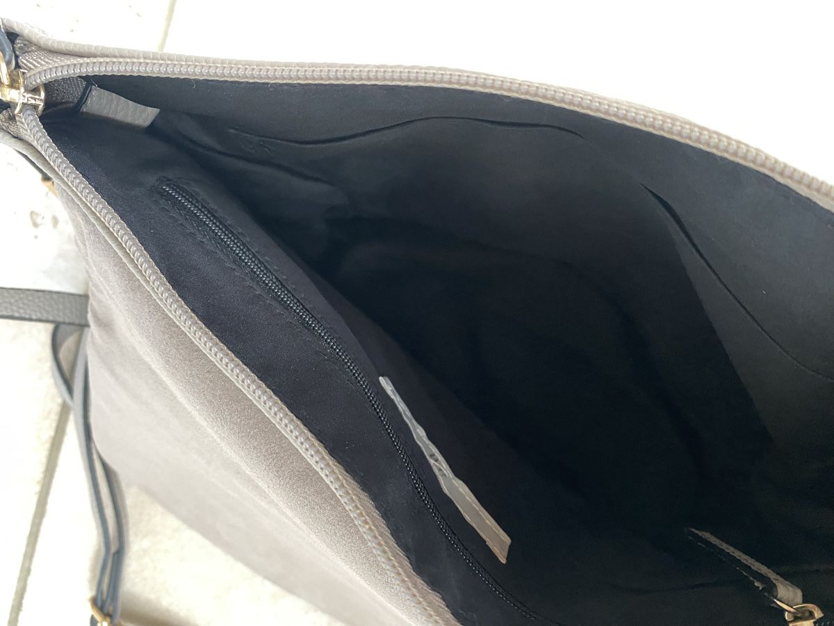 H&M Borse: Graue Umhängetasche / Handtasche – Nuovo (secondo la descrizione) da Bolligen venduto da giu_2gf5 2