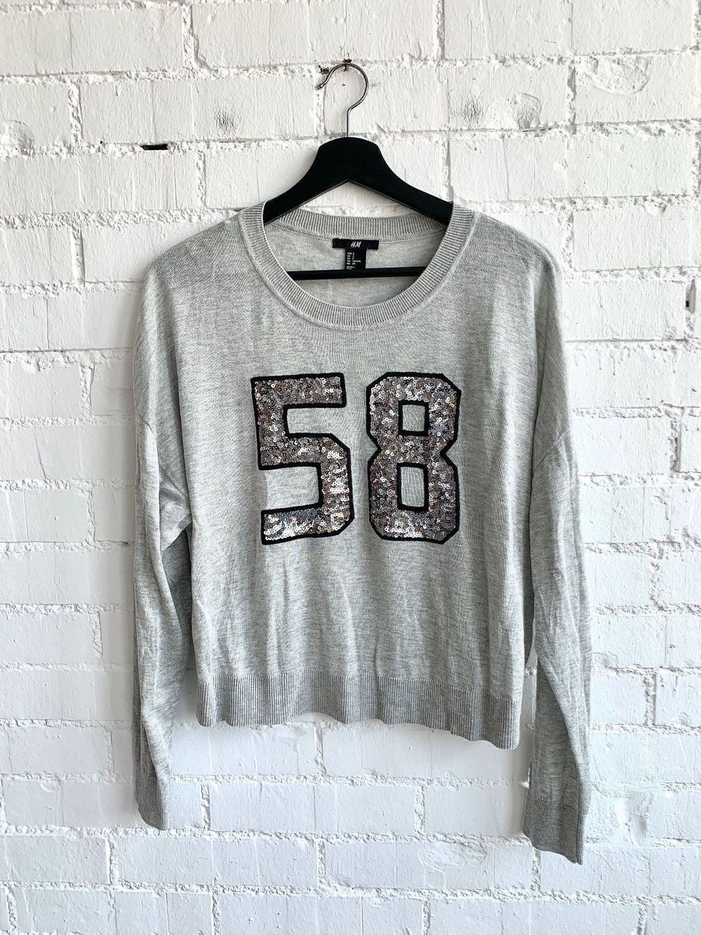 H&M Maglioni & Felpe: Pullover mit Pailetten von H&M – Usato da Bern venduto da Fraeuleinhonig