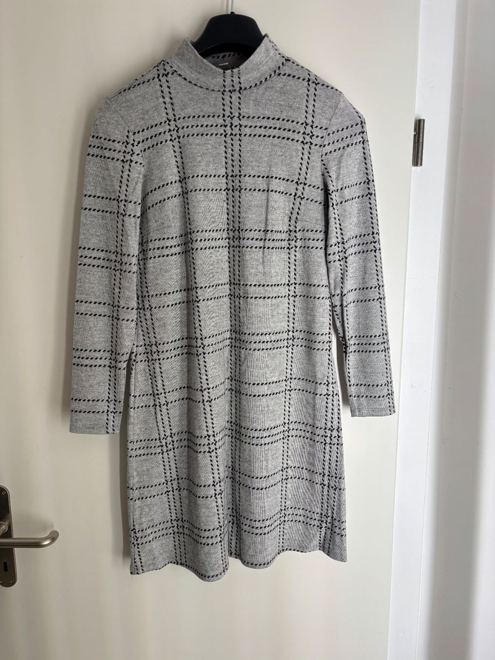 Esprit Vestiti: Esprit Strickkleid XS Grau Kariert – Nuovo (secondo la descrizione) da Pfaffhausen venduto da frickda