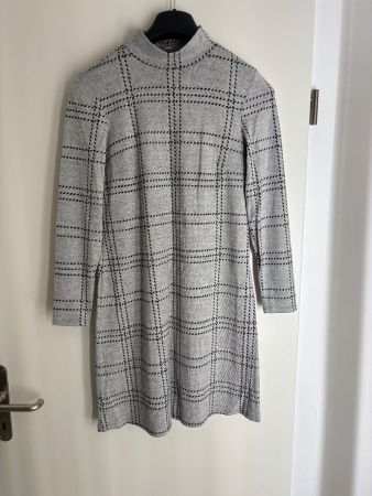Esprit Strickkleid XS Grau Kariert