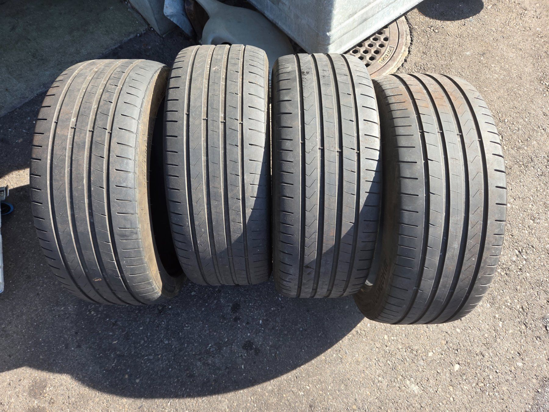 Pneumatici & Ruote complete: 225 / 45 R 17 91Y – Usato da Fischbach-Göslikon venduto da 5620BremgartenAG