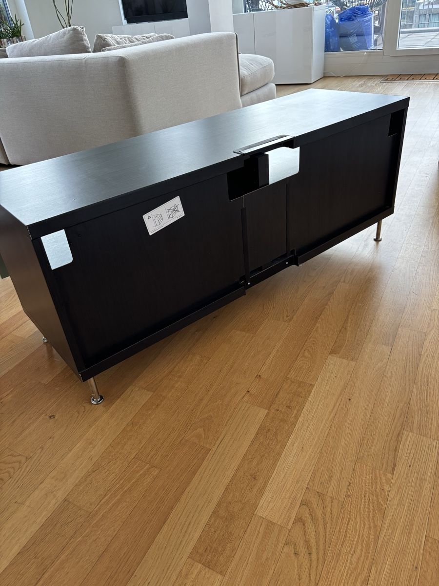 Ikea Meubles TV: Ikea Besta TV Board – D'occasion à Zürich par san_2rq2 3
