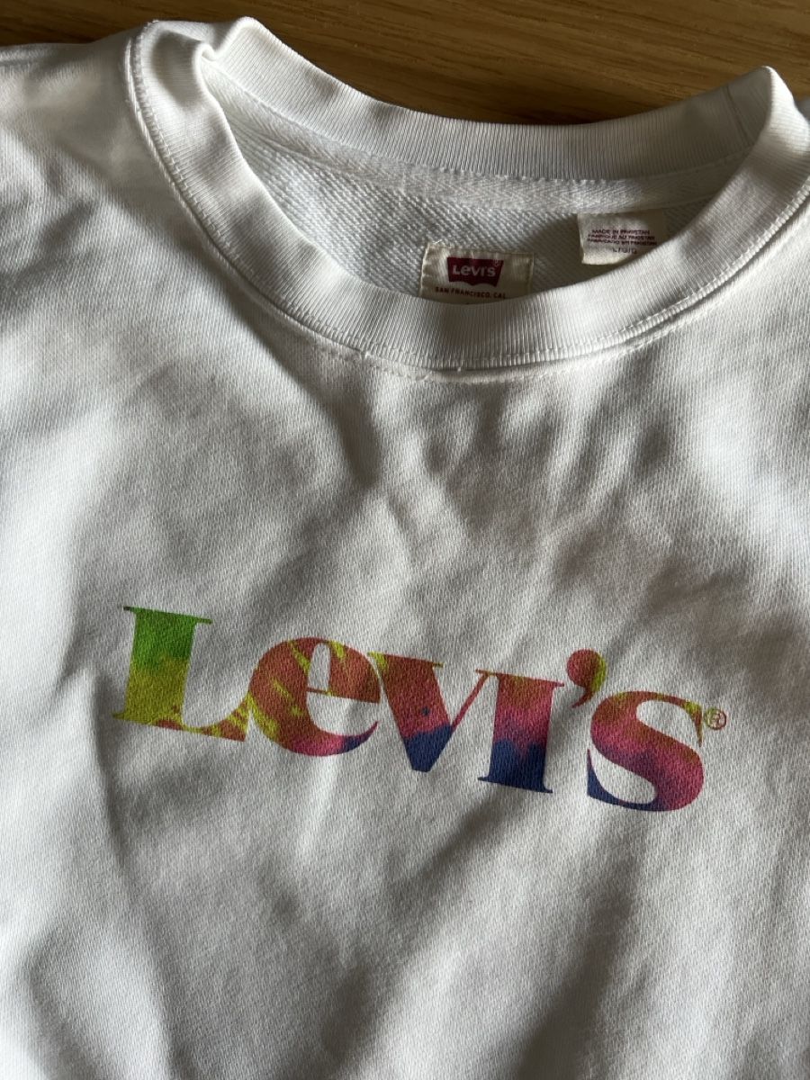 Levi's Maglioni & Felpe: Sweater Levi's Weiss Grösse L neuwertig – Usato da Luzern venduto da maisonnoir 1