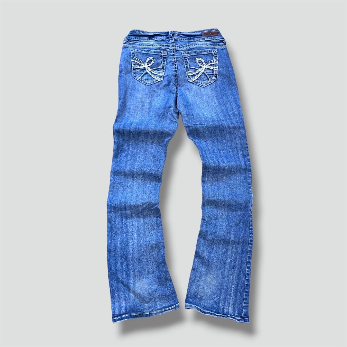 Jeans: Wallflower Y2K bootcut denim jeans – Usato da St. Gallen venduto da sourced_limited