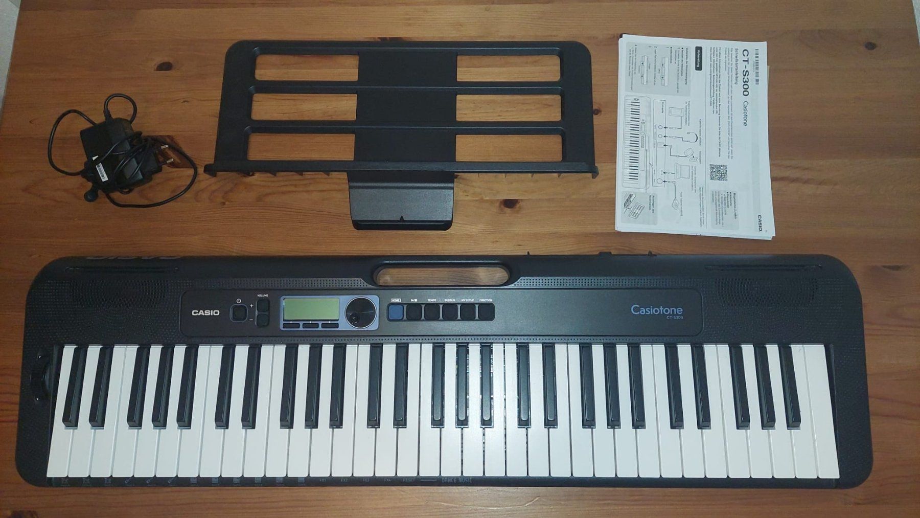 Casio Musikinstrumente: Casio CT-S300 Keyboard mit Zubehör – Gebraucht aus Olten von beeny157 1