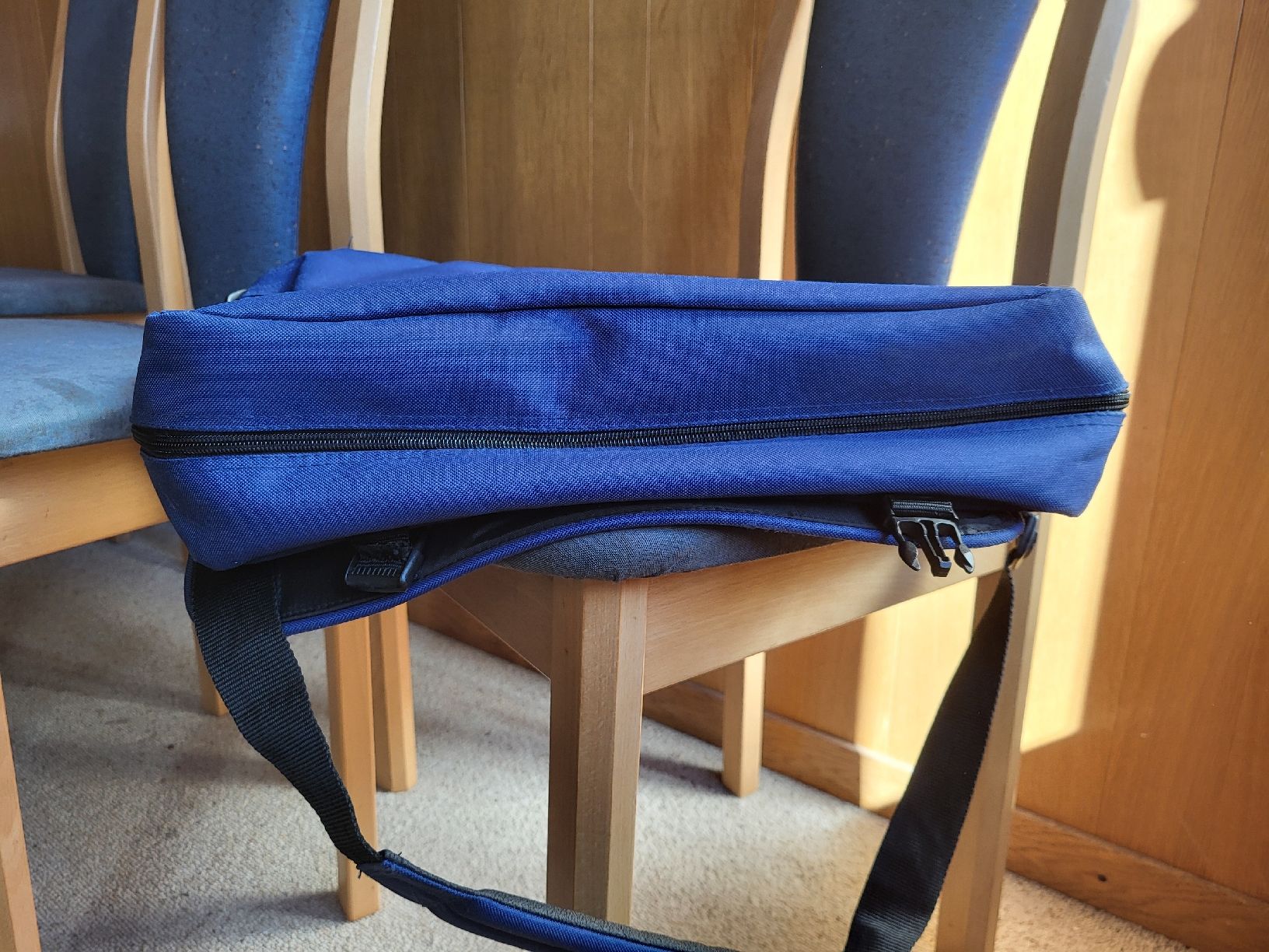 Fila Borse: Fila Messenger Tasche – Usato da Zweisimmen venduto da Adorable 2