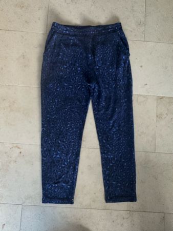 Hosen BAUM UND PFERDGARTEN blau Grösse XL mit Muster