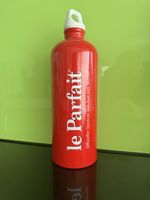 SIGG Noe van Messel Fan-Trinkflasche – Le Parfait NEU