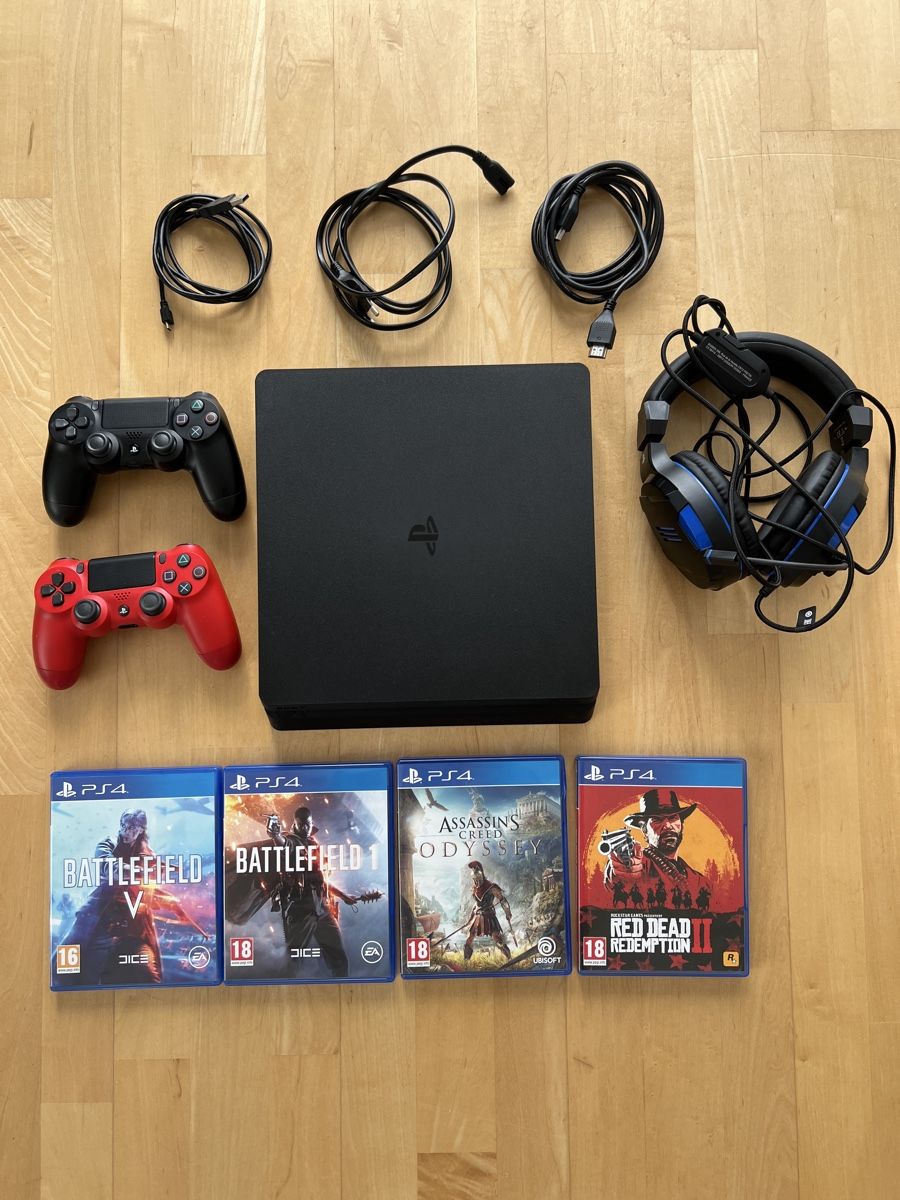 Sony Console: Play Station 4 inkl. Zubehör – Usato da Reiden venduto da Husaberg93