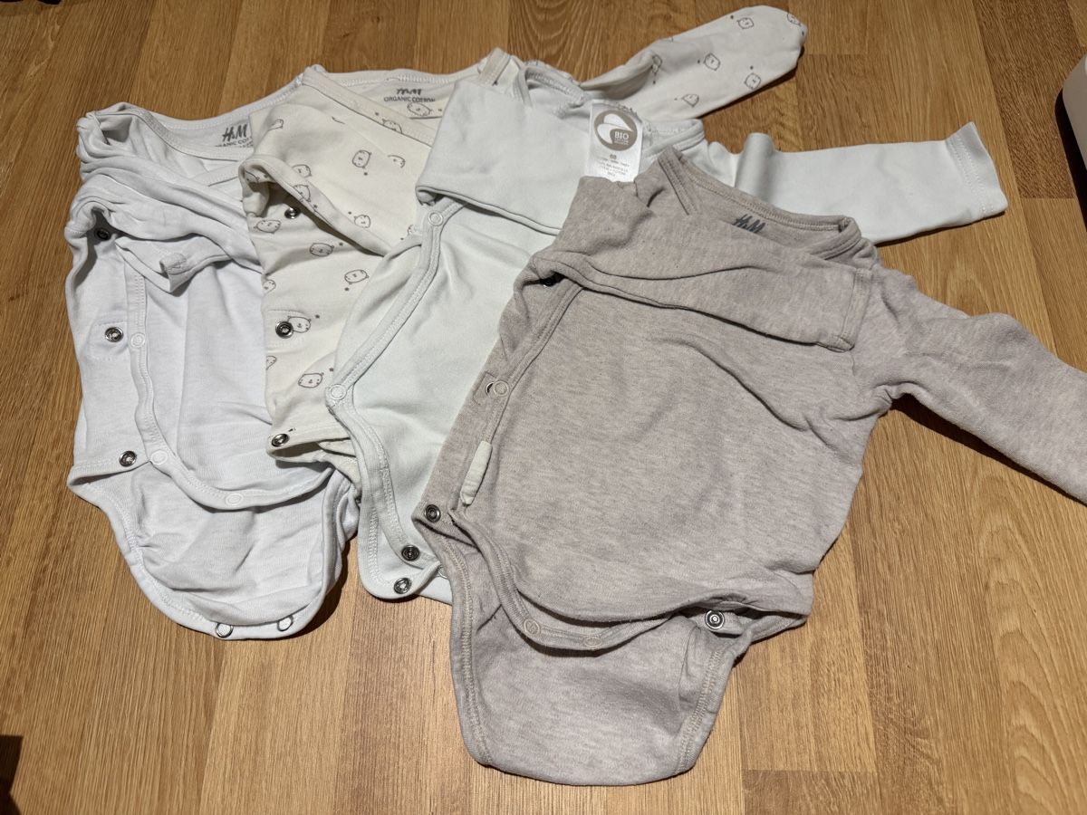 Kleiderpakete & -sets: Wickelbodys 68 – Gebraucht aus Niedermuhlern von ste_c5h9