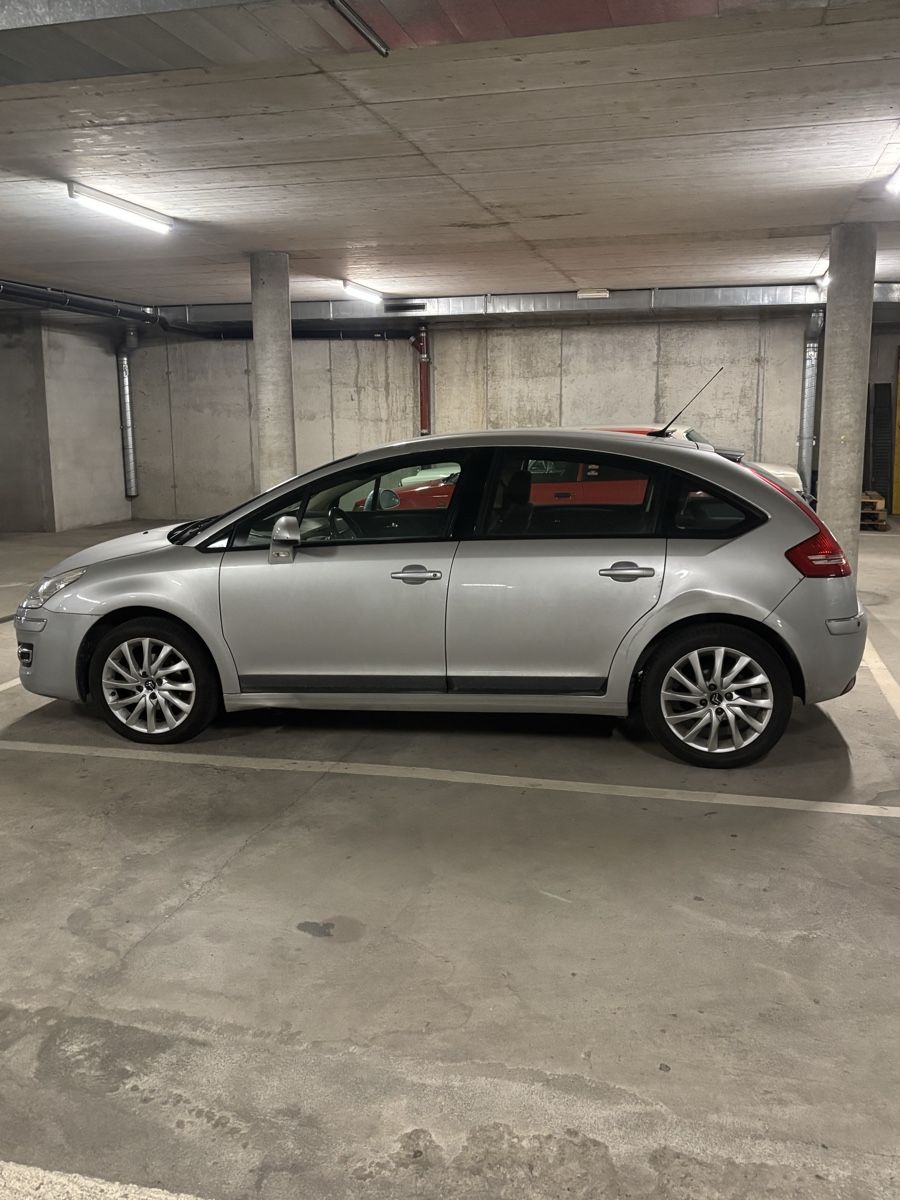 Citroën Autos: Citroen C4 1.6i 110cv – D'occasion à Conthey par jul_h7fl 6