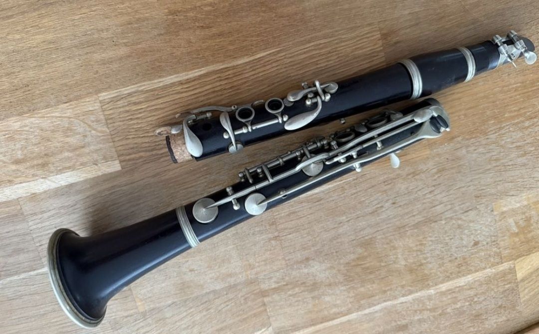 Strumenti musicali: Klarinette gebraucht. – Usato da Lachen SZ venduto da mangayummi17 1