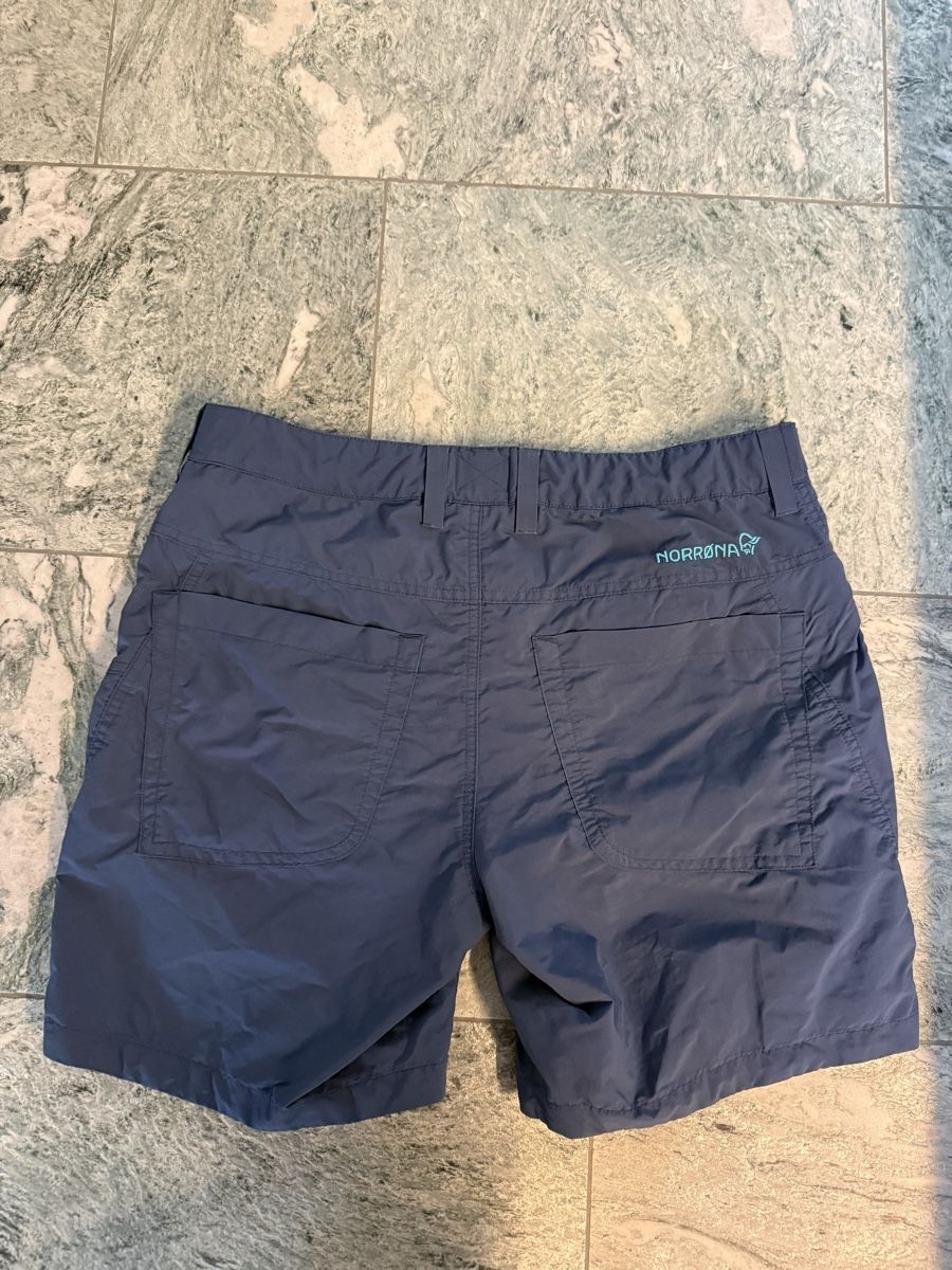 Norrøna Pantalons: Norrona shorts – D'occasion à Maisprach par Steini015 4