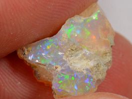 5 Karat - Roher Äthiopischer Welo Opal
