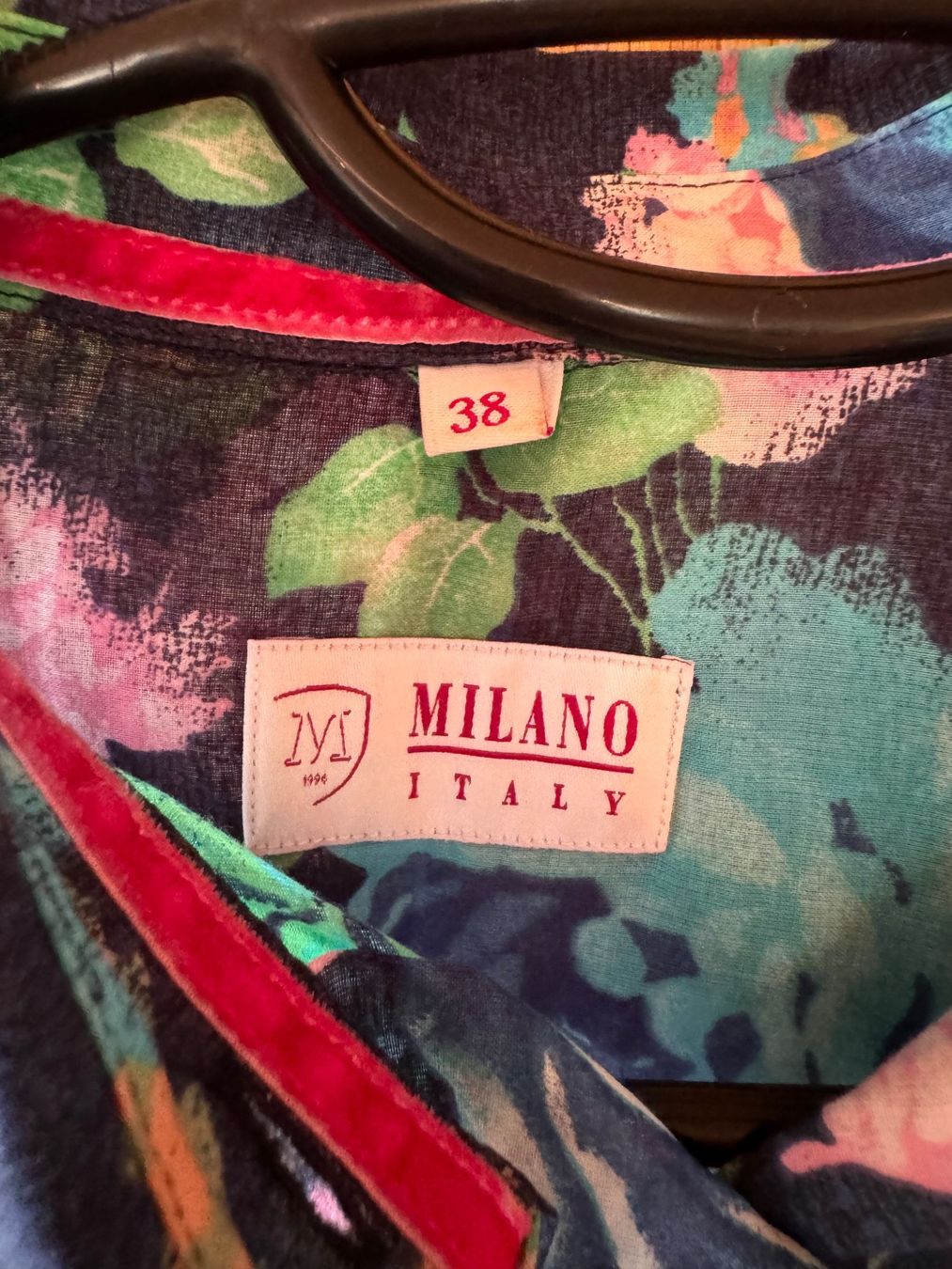 Camicette: Wunderschöne Bluse von Milano Italy Gr. 38 – Usato da Grosswangen venduto da second_hand_dress 2
