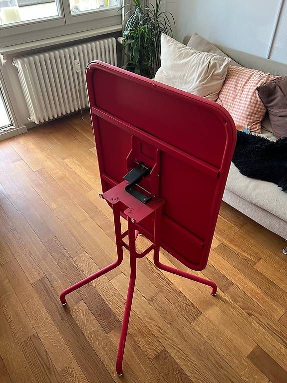Fermob Tavoli: Designer Gartentisch Fermob Pétale – Usato da Bern venduto da bie_69jd 1