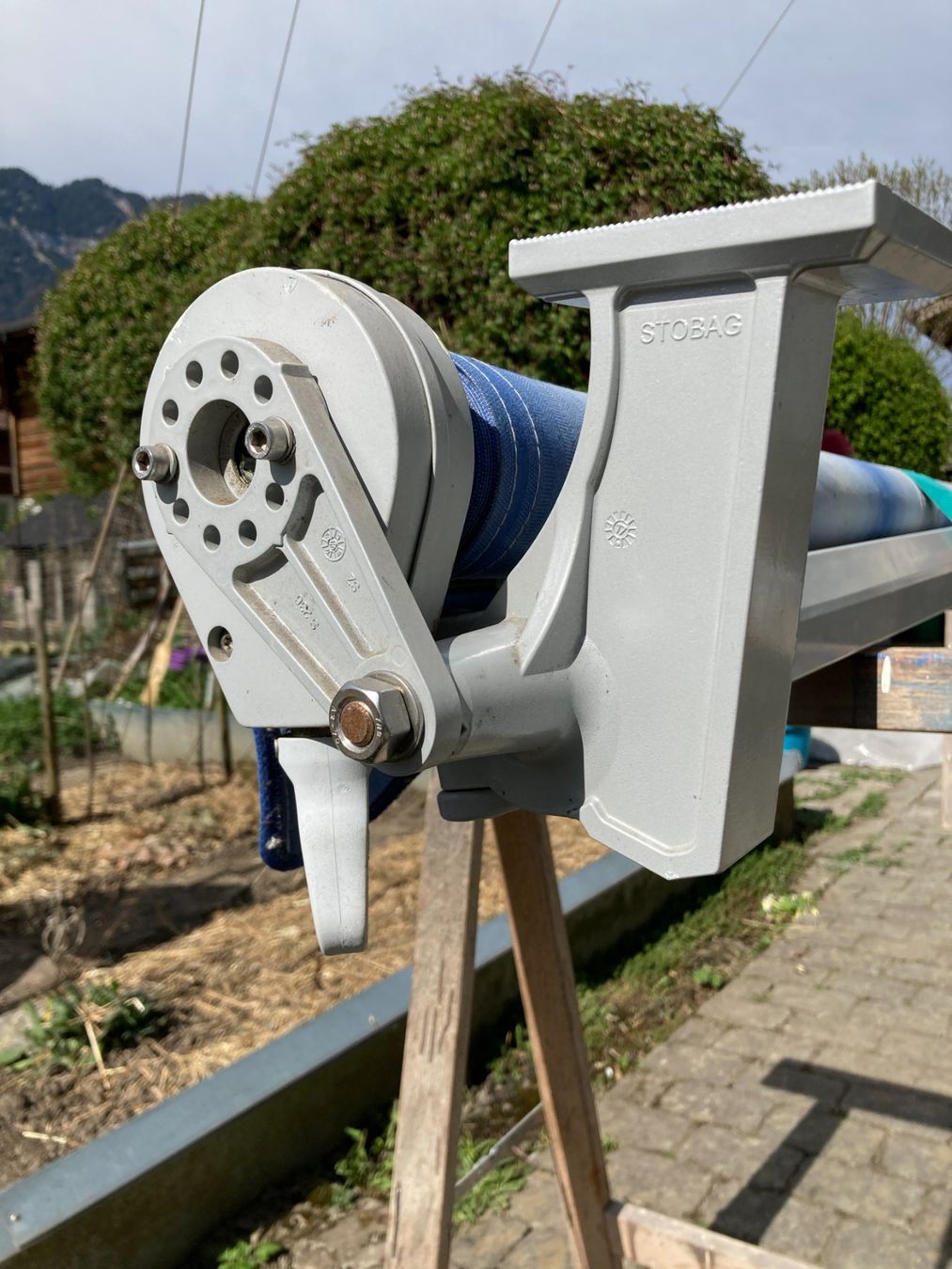 zelt luxus BETRAM Jurtenzelt 8-10 Personen Bell Family Campingzelt mit Stabiler Mitte und Türstange Großes Outdoor Glamping Campingzelt Oxford 4 Season Wasserdicht für Outdoor Camping Jagd Wandern Sport & Freizeit ヨーロッパ Farbe:Marron chocolat Kein Lastenrad? Diese Tasche