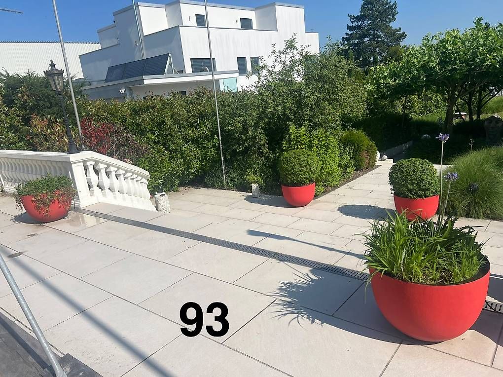 Vasen & Gefässe: VASES ROUGES GRANDS – Gebraucht aus Pfäffikon SZ von lar_wl22
