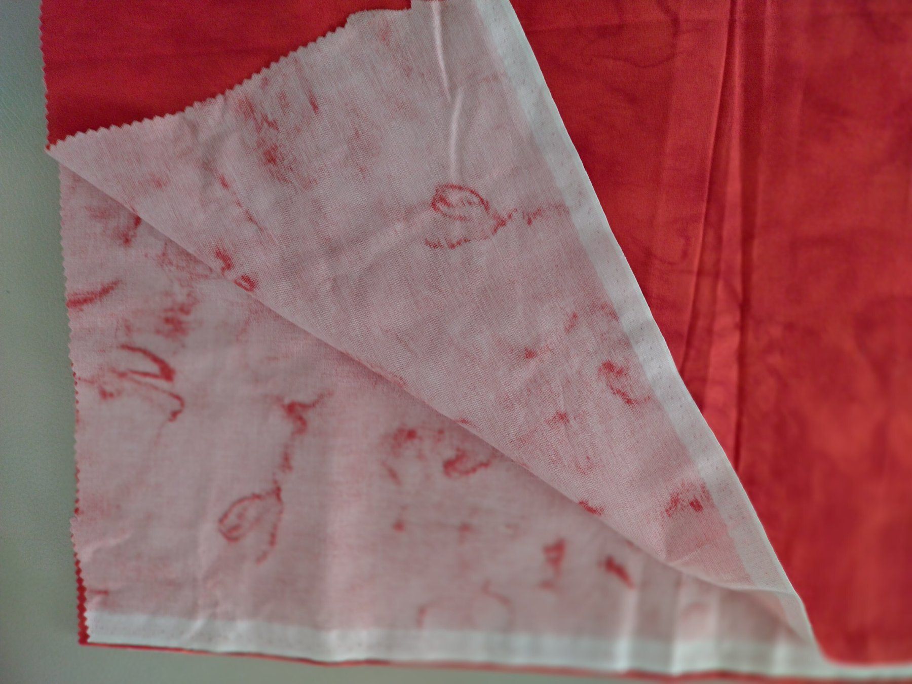 Stoffe: STOFFRESTEN  BAUMWOLLE rot meliert – Neu (gemäss Beschreibung) aus Oberwil BL von Fgquerschleeger 1
