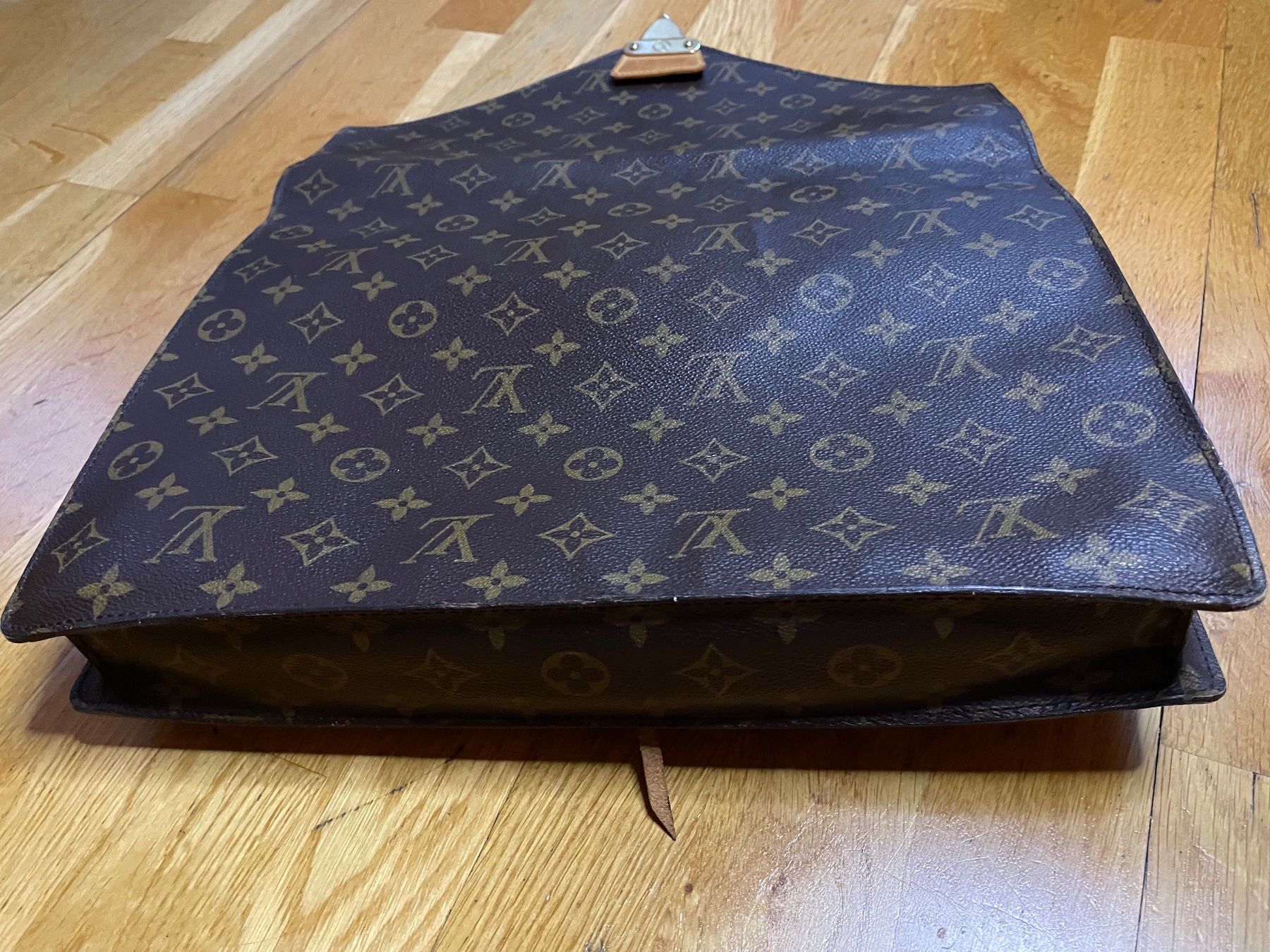 Louis Vuitton Koffer & Taschen: Louis Vuitton Serviette Conseiller Monogram – Porte-document – Gebraucht aus Genève von step909 2