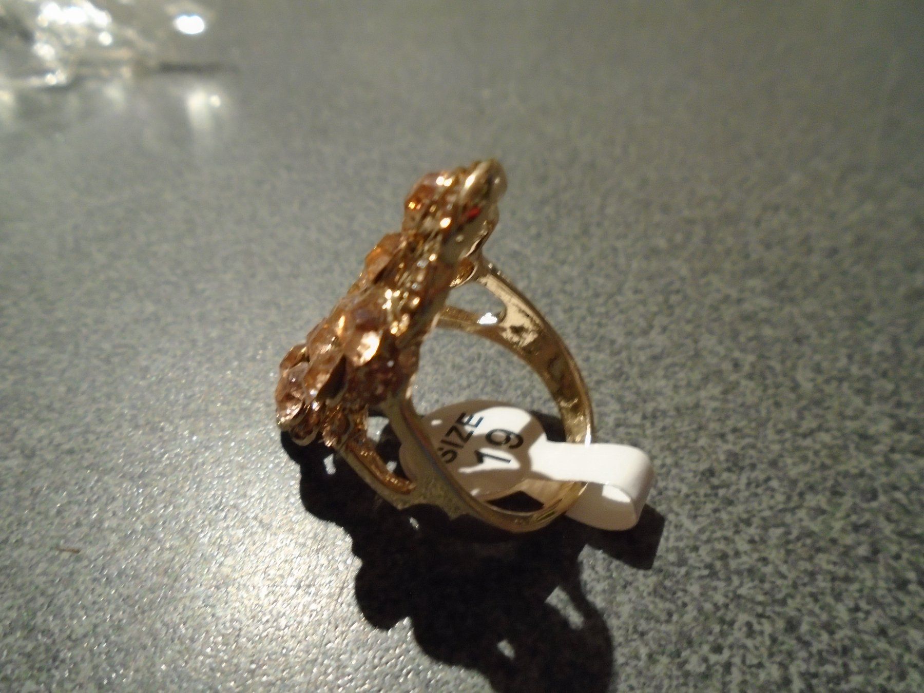 Anelli: Ring Size 19, goldfarbig, oval, Steinchen – Nuovo e nell'imballaggio originale da Zürich venduto da abraxas1291 1