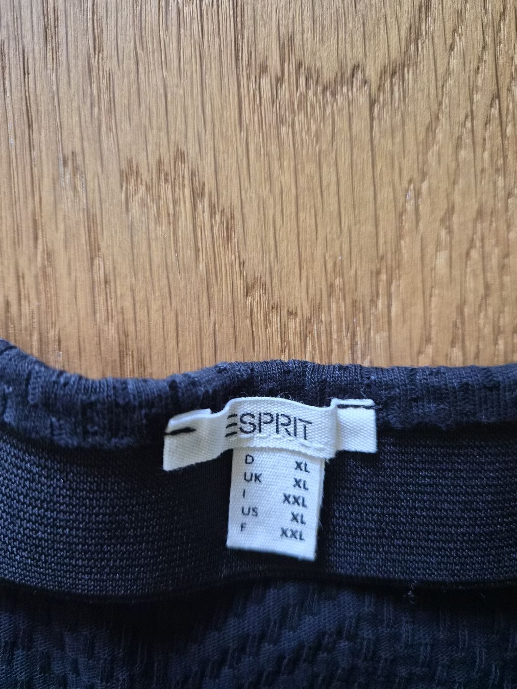 Esprit Gonne: Esprit Rock schwarz Gr. XL – Usato da Schwarzenberg LU venduto da LadySecondhand 1