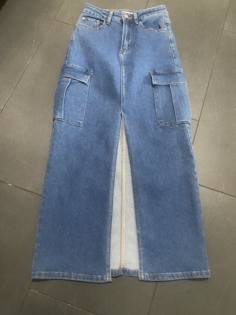 Gonne: Denim Midi Skirt with Pockets -XS – Usato da Dietikon venduto da Tdaf33