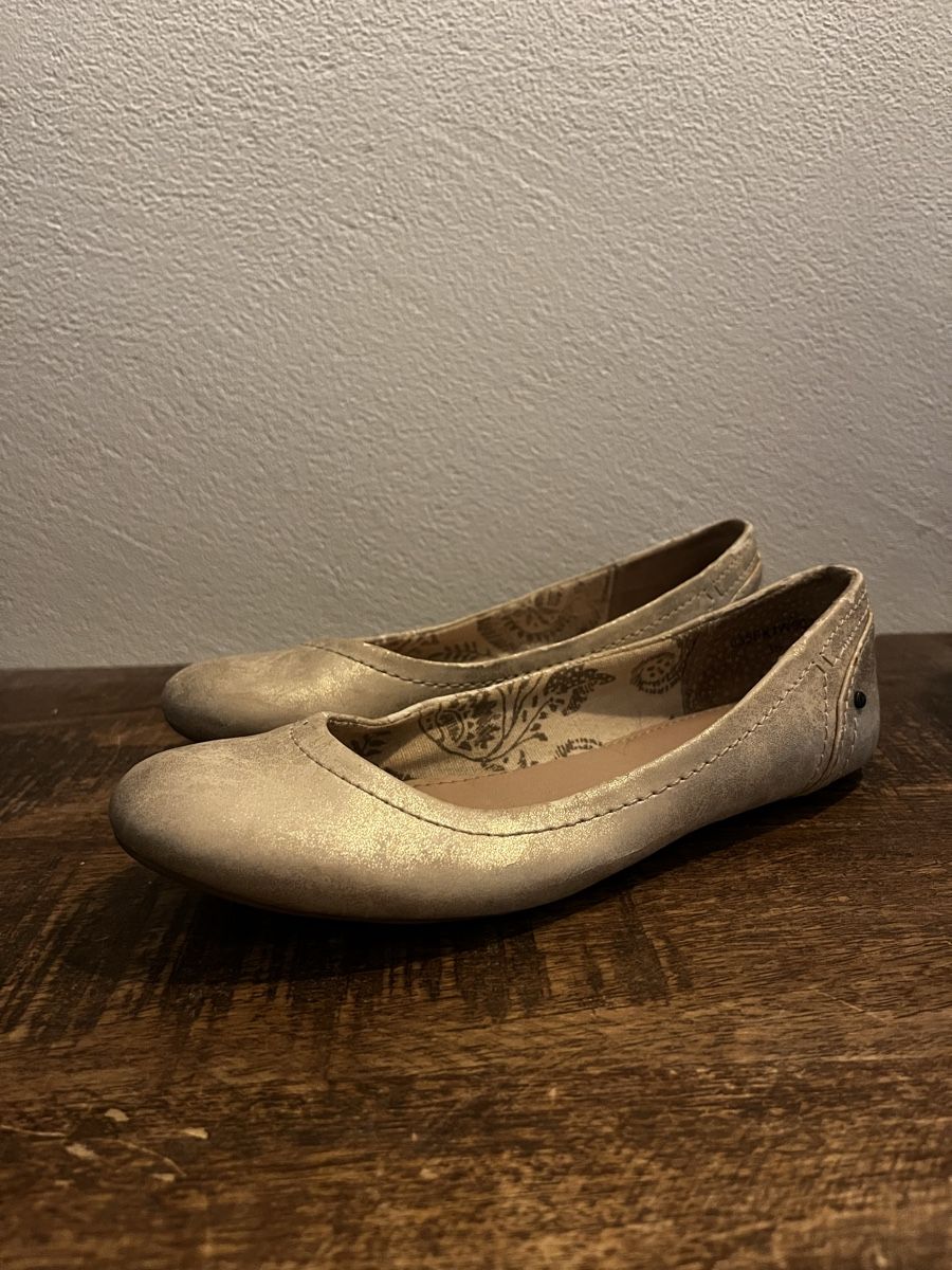 Esprit Schuhe für Mädchen: ESPRIT Ballerinas Gr. 36 – Gebraucht aus Weesen von D0101D