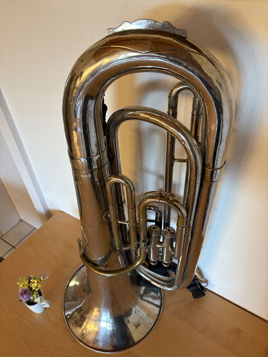 Strumenti musicali: Euphonium Tuba in E – Usato da Mauren venduto da Sandreja 4