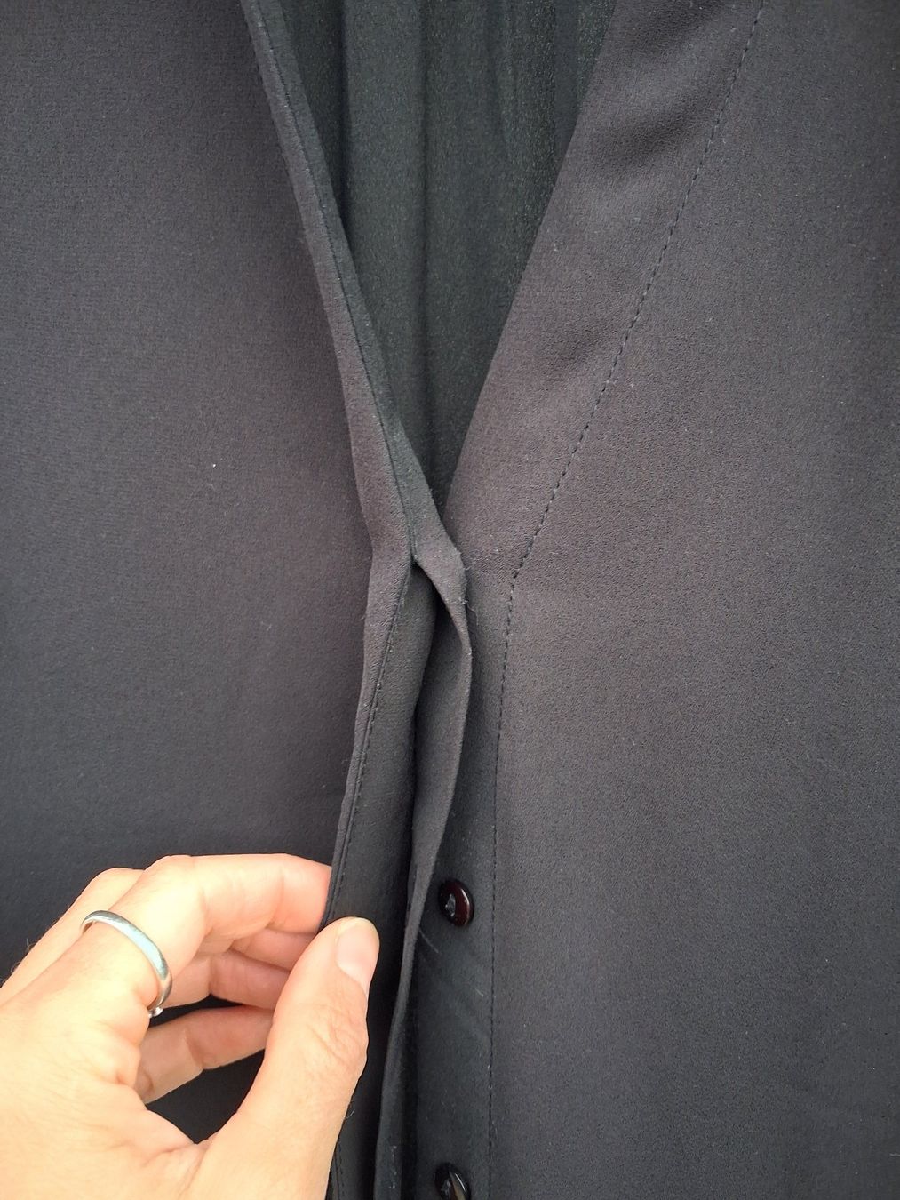Blusen: Damen Bluse schwarz langarm leicht transparent – Neu (gemäss Beschreibung) aus Wald ZH von e8e 2