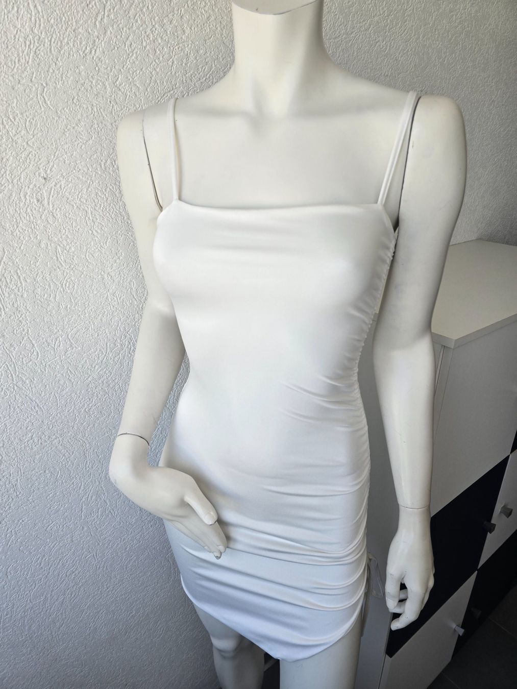 Robes: Robe asymétrique Taille -XS – Neuf (Voir description) à Les Verrières par kitel79 1