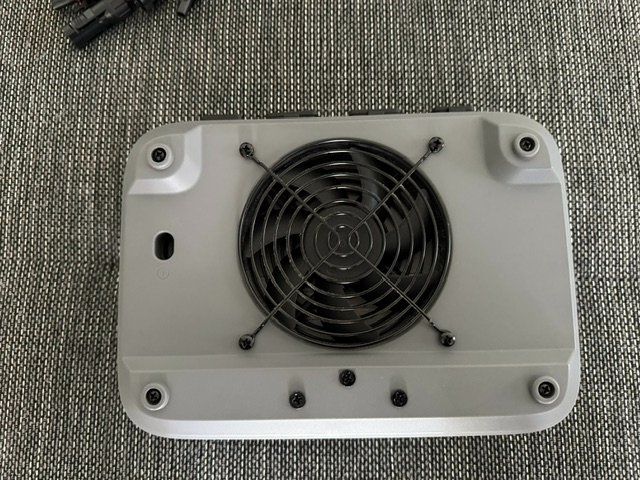 Ecoflow Wechselrichter: EcoFlow PowerStream Micro Inverter 600 W – Gebraucht aus Lyss von tsawo 1