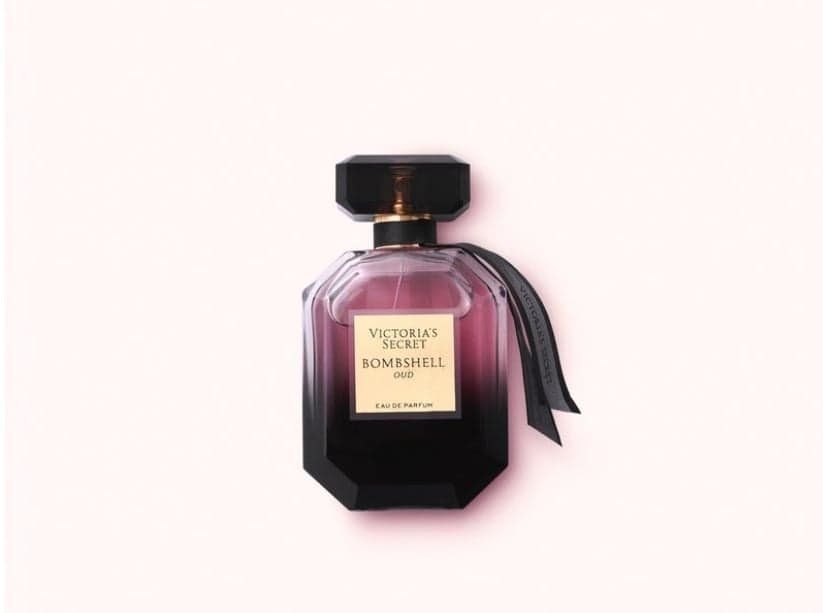 Victoria's Secret Parfum & Eau de Toilette: Victoria's Secret Bombshell Oud - Eau de Parfum 50ml – Neu und originalverpackt aus La Chaux-de-Fonds von dip_n255 1