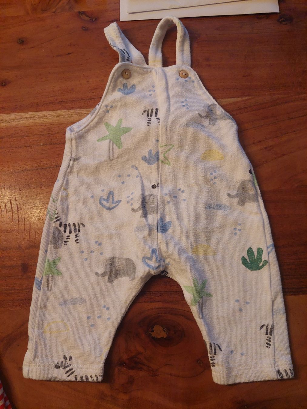 Zara Pantaloni: Latzhose Gr.62 Zara – Usato da Sissach venduto da zwwerg