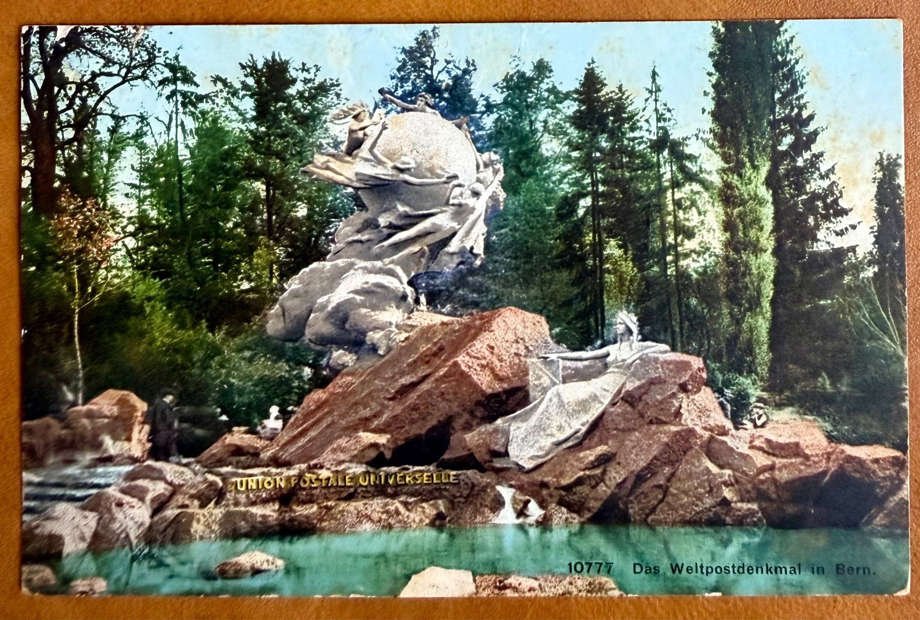 Cartoline postali: Bern - Weltpost - Denkmal 1910 – Usato da Lutry venduto da Ediego