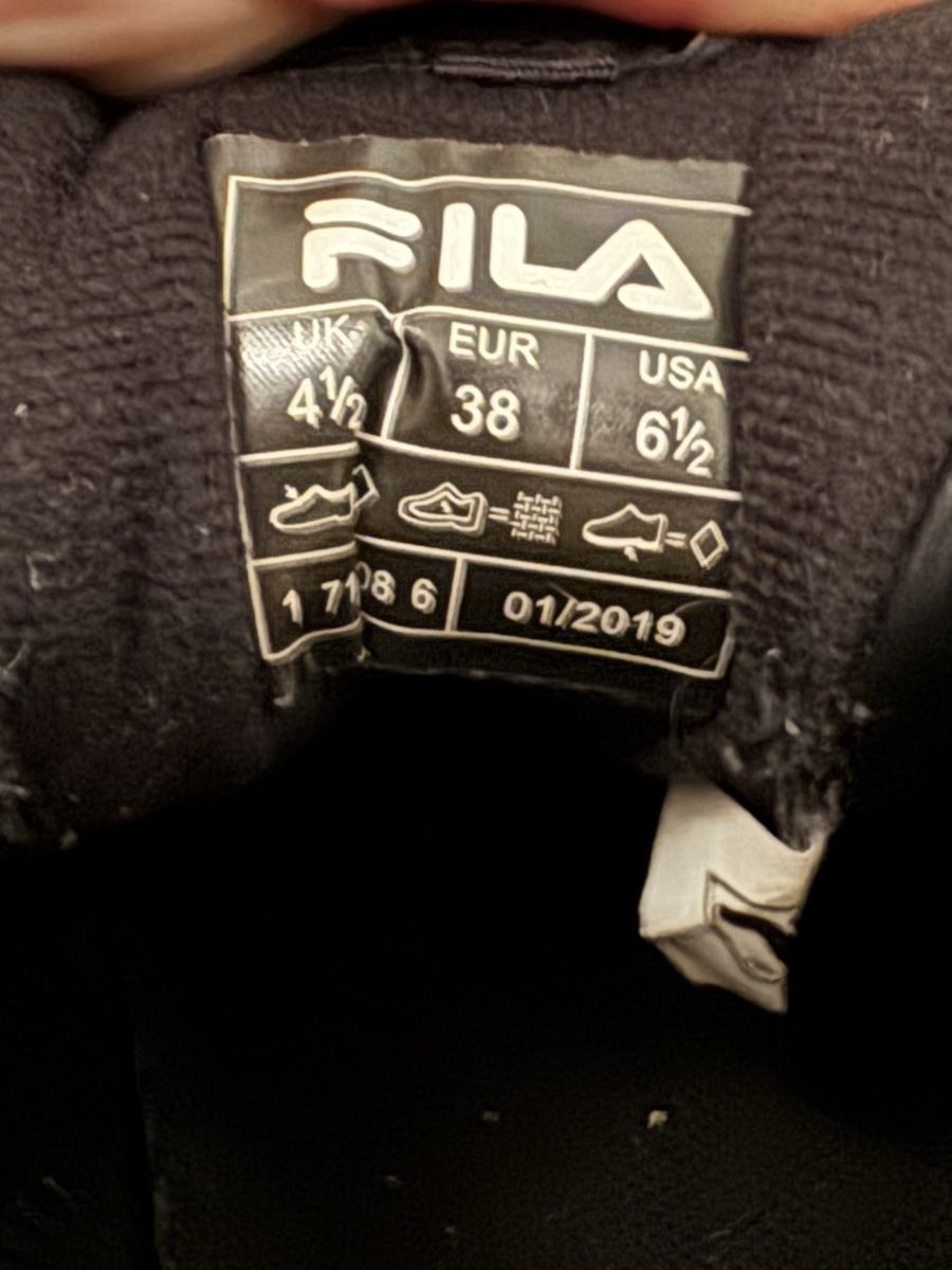 Fila Scarpe da donna: Chaussures Filas noir – Nuovo (secondo la descrizione) da Rue venduto da dia_p7xh 1