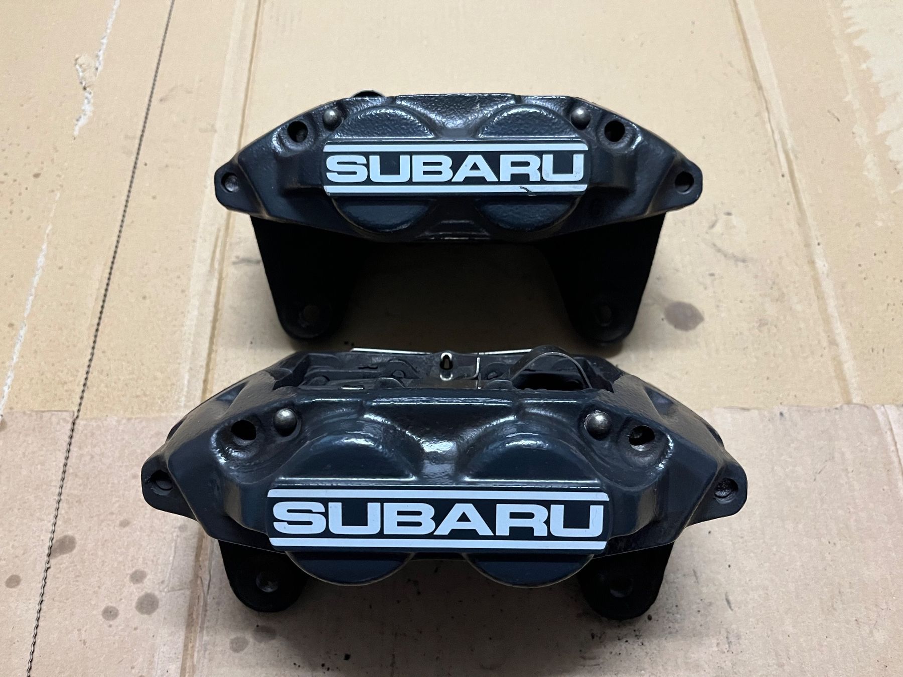 Subaru Tutti pezzi di ricambio auto: Subaru Impreza GT Bremszangen – Usato da Buchs ZH venduto da rc-indoorbahn