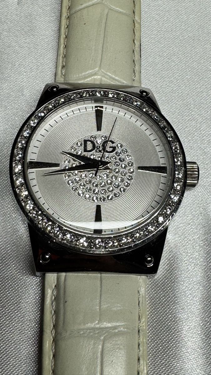 Dolce & Gabbana Orologi: Original D&G mit Steinen – Usato da Untersiggenthal venduto da TimeandShine 5