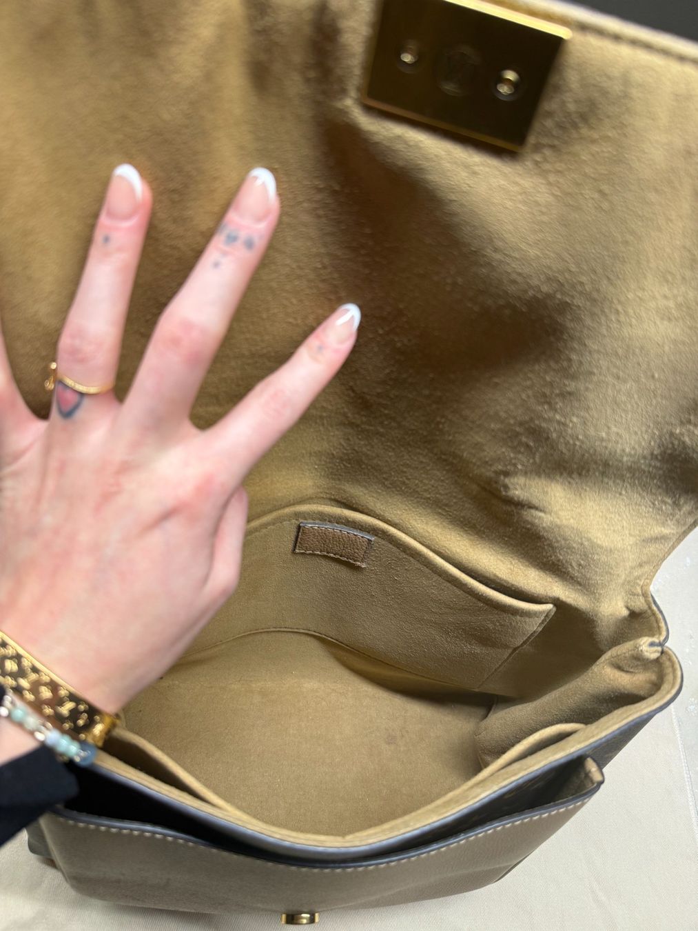 Louis Vuitton Borse da donna: Louis Vuitton Marignan Sesame – Nuovo (secondo la descrizione) da Oberburg venduto da Cheysirius 6