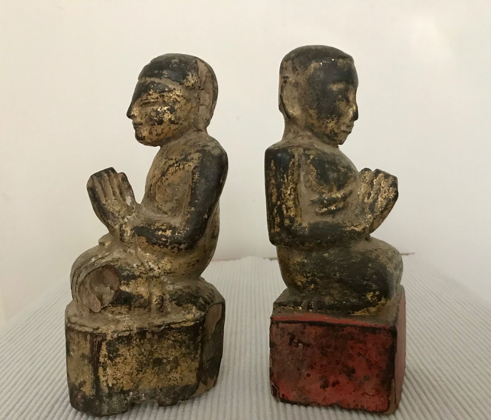 Statuette: Antike Holzfiguren, Adoranten – Usato da Basel venduto da nostanz 3