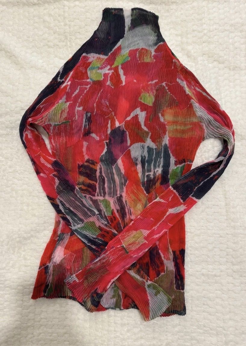 Issey Miyake Top: Issey miyake  – Usato da Fahrweid venduto da ana_jmk5 1