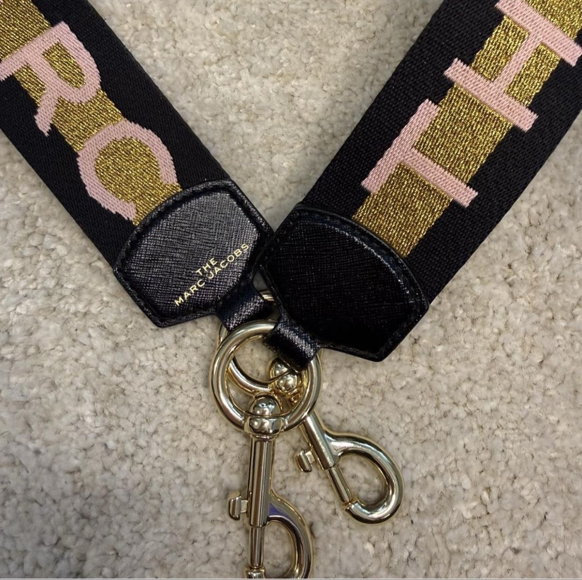 Marc Jacobs Autres vêtements & accessoires: MARC JACOBS bag strap – Neuf (Voir description) à Genève par jad_2zfn 2