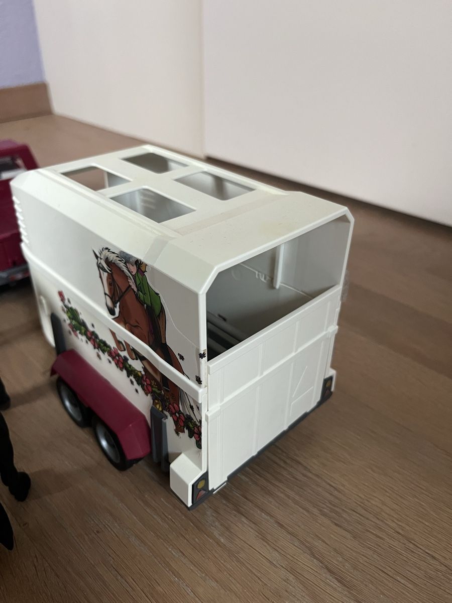 Schleich Spielzeuge: Schleich Pick-up mit Pferdeanhänger Set – Gebraucht aus Lachen SZ von nin_jxy9 2