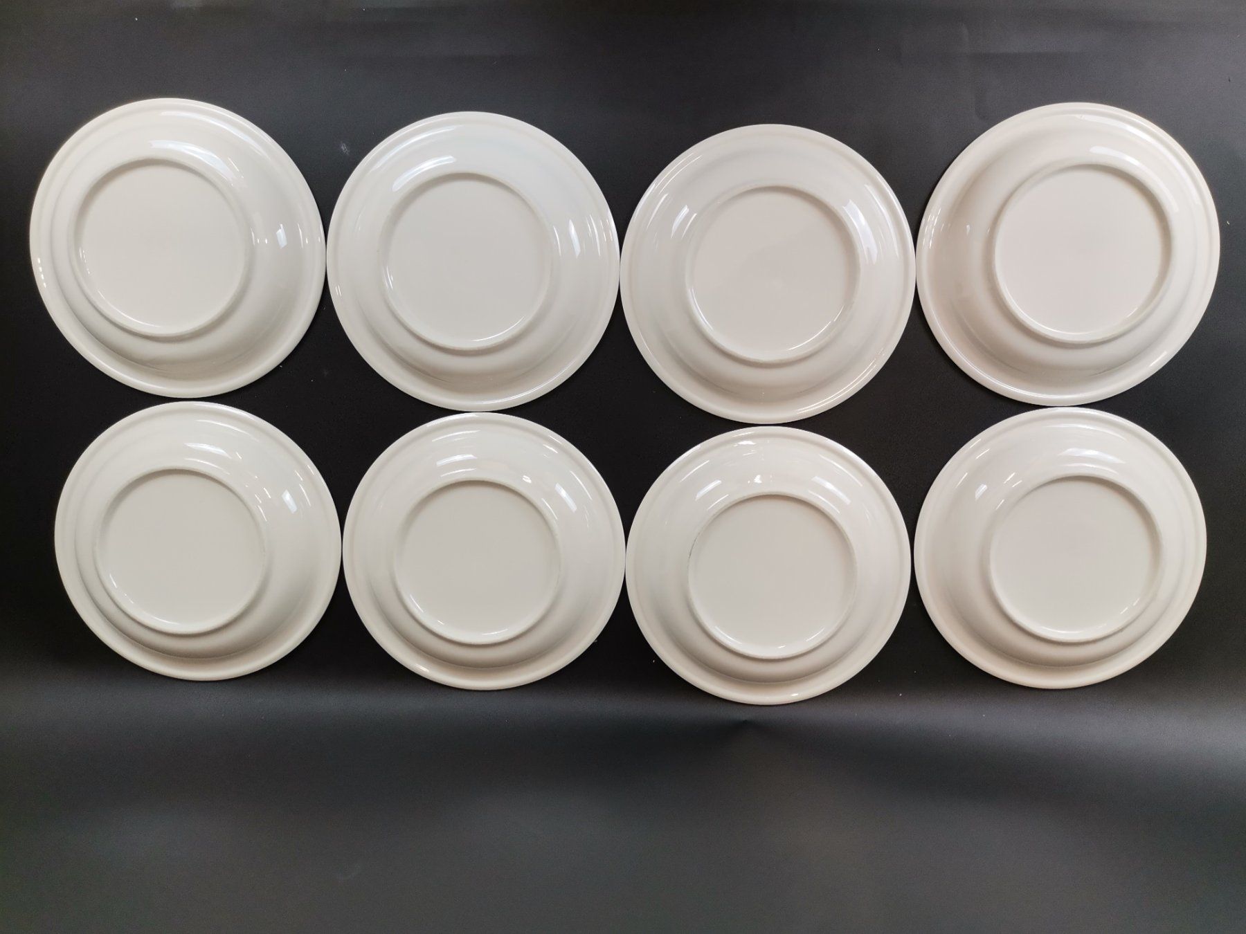 Set di piatti: TELLER-SET 6 Essteller + 8 Suppenteller – Usato da Schaffhausen venduto da Restwert_SH 4