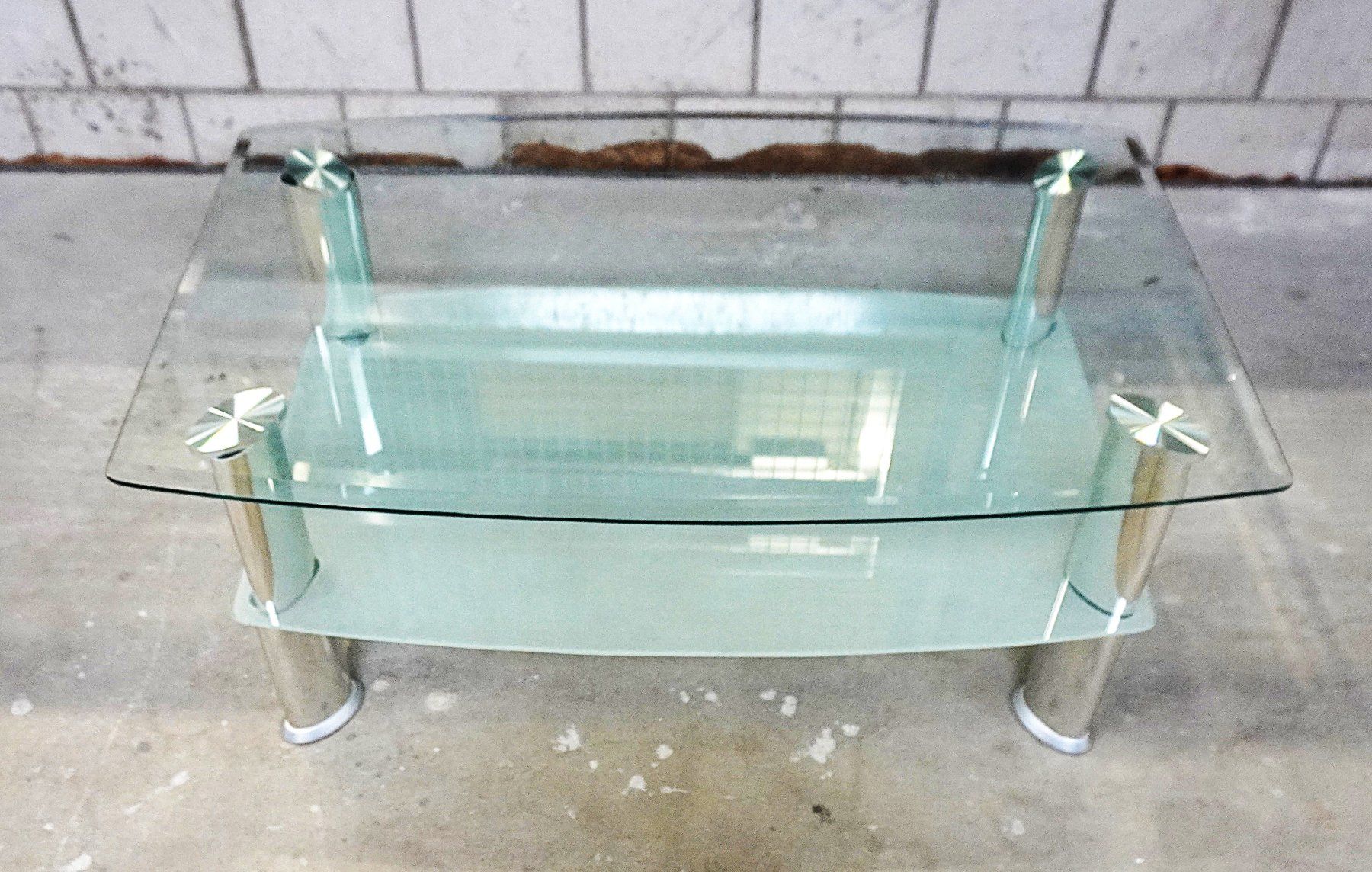 Tavoli: Design Glas Couchtisch Fernsehtisch HE331 – Usato da Basel venduto da B.W.B.