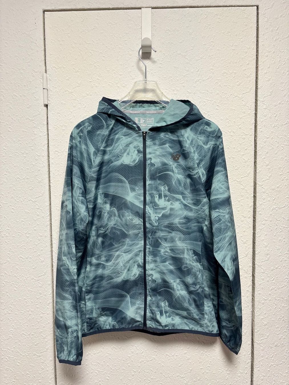 New Balance Giacche: New Balance Windbreaker blau Gr. M – Usato da Bottmingen venduto da ana_5hrv 1